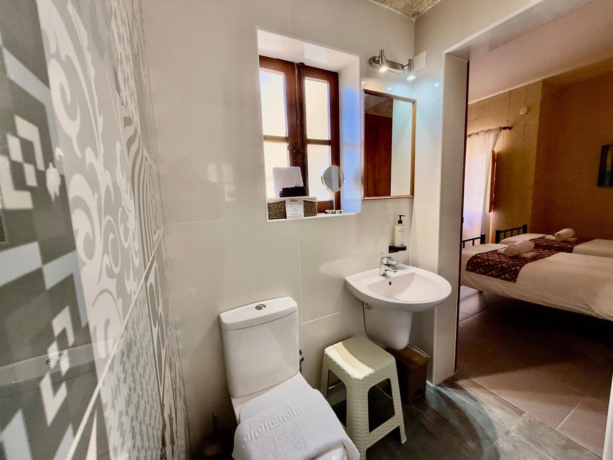 Ta' Matmura B&B Gharb  Bagian luar foto