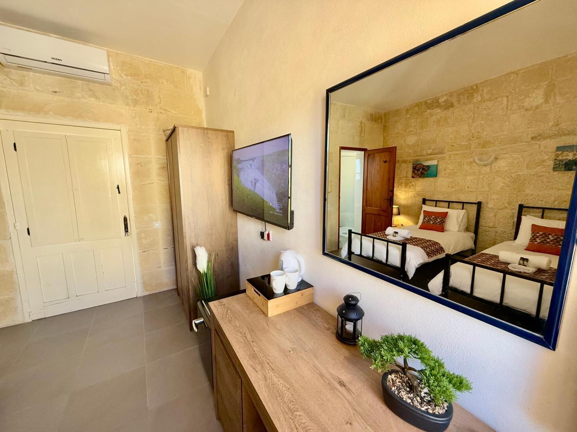 Ta' Matmura B&B Gharb  Bagian luar foto
