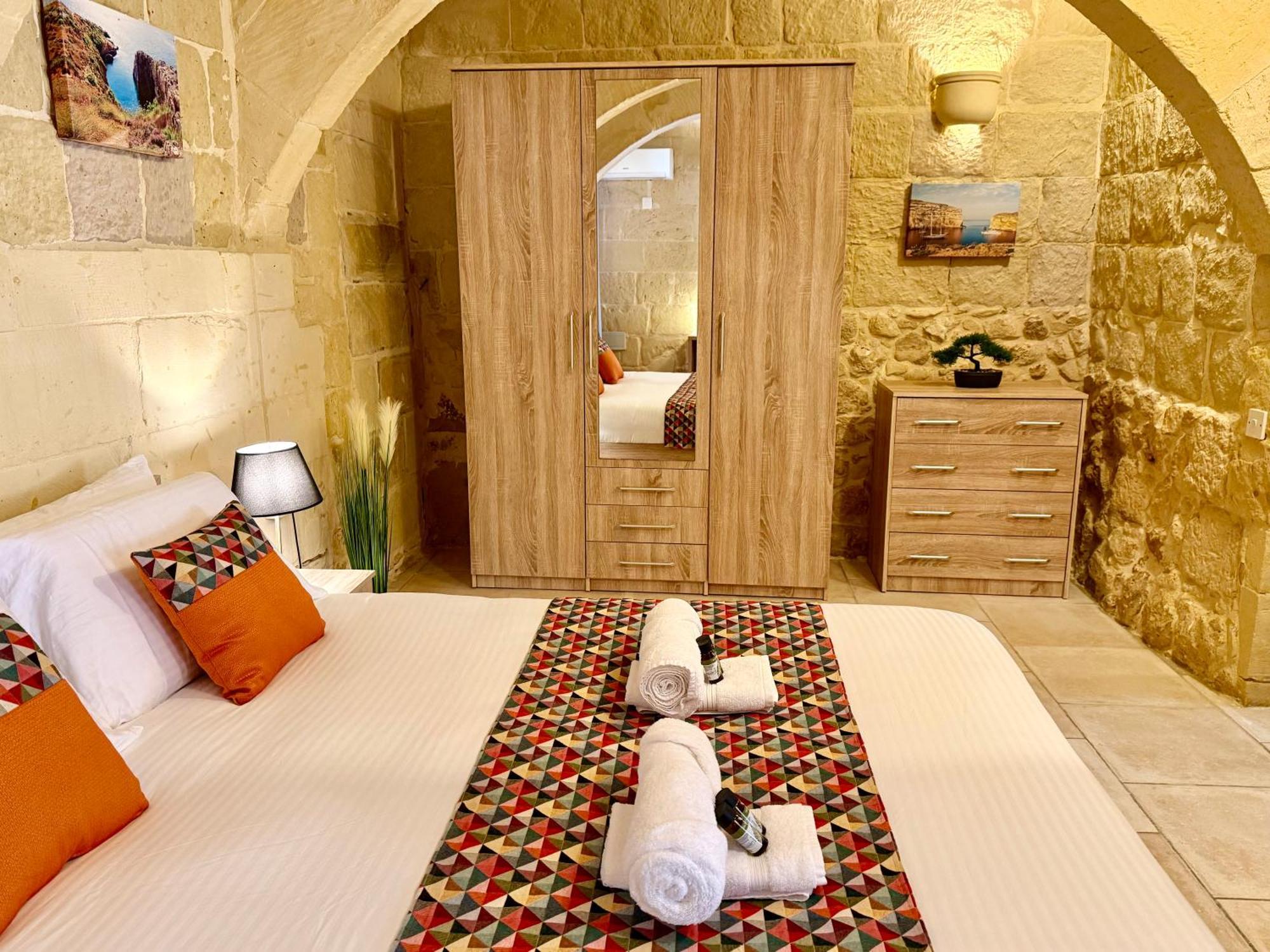 Ta' Matmura B&B Gharb  Bagian luar foto
