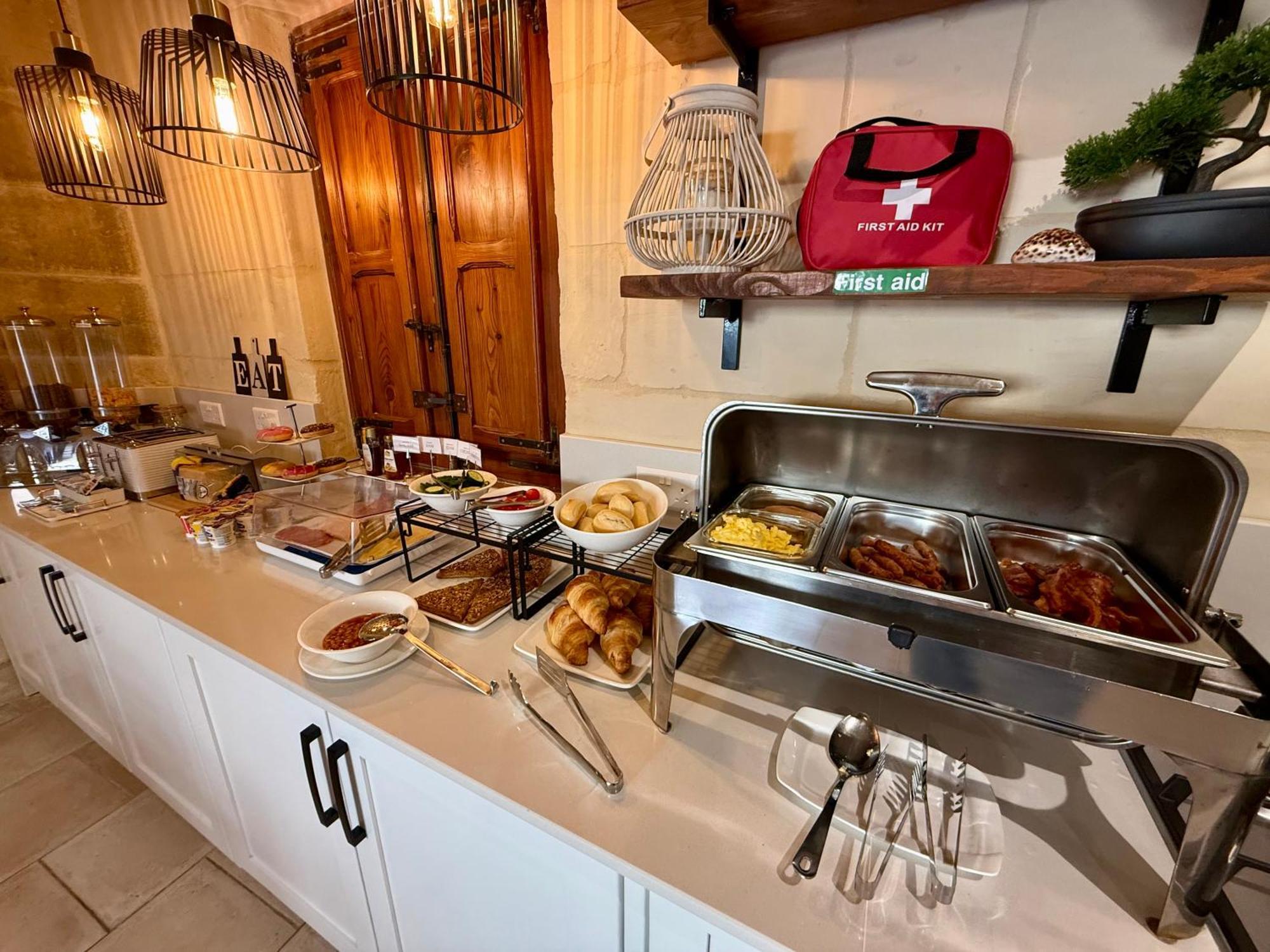 Ta' Matmura B&B Gharb  Bagian luar foto