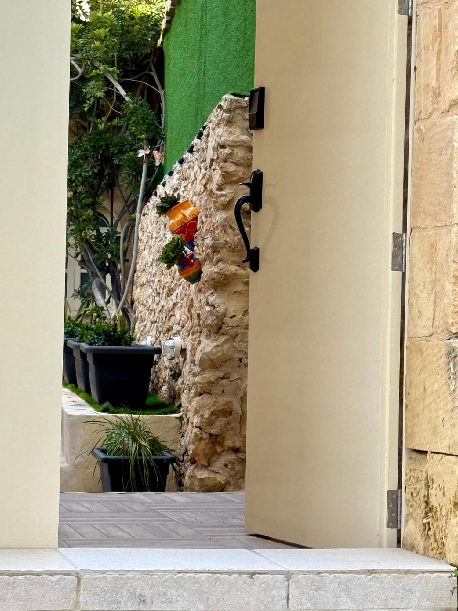 Ta' Matmura B&B Gharb  Bagian luar foto