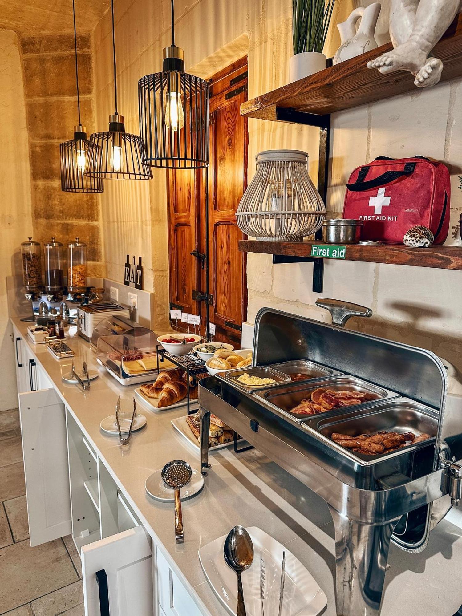 Ta' Matmura B&B Gharb  Bagian luar foto